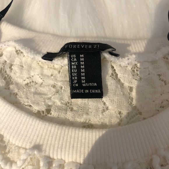 ✨✨Forever 21 lace sweater ✨✨ - Picture 2 of 4